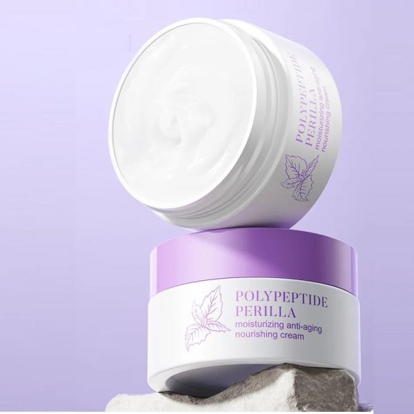 Moisturizing and rejuvenating face cream with perilla extract, 60 gr.